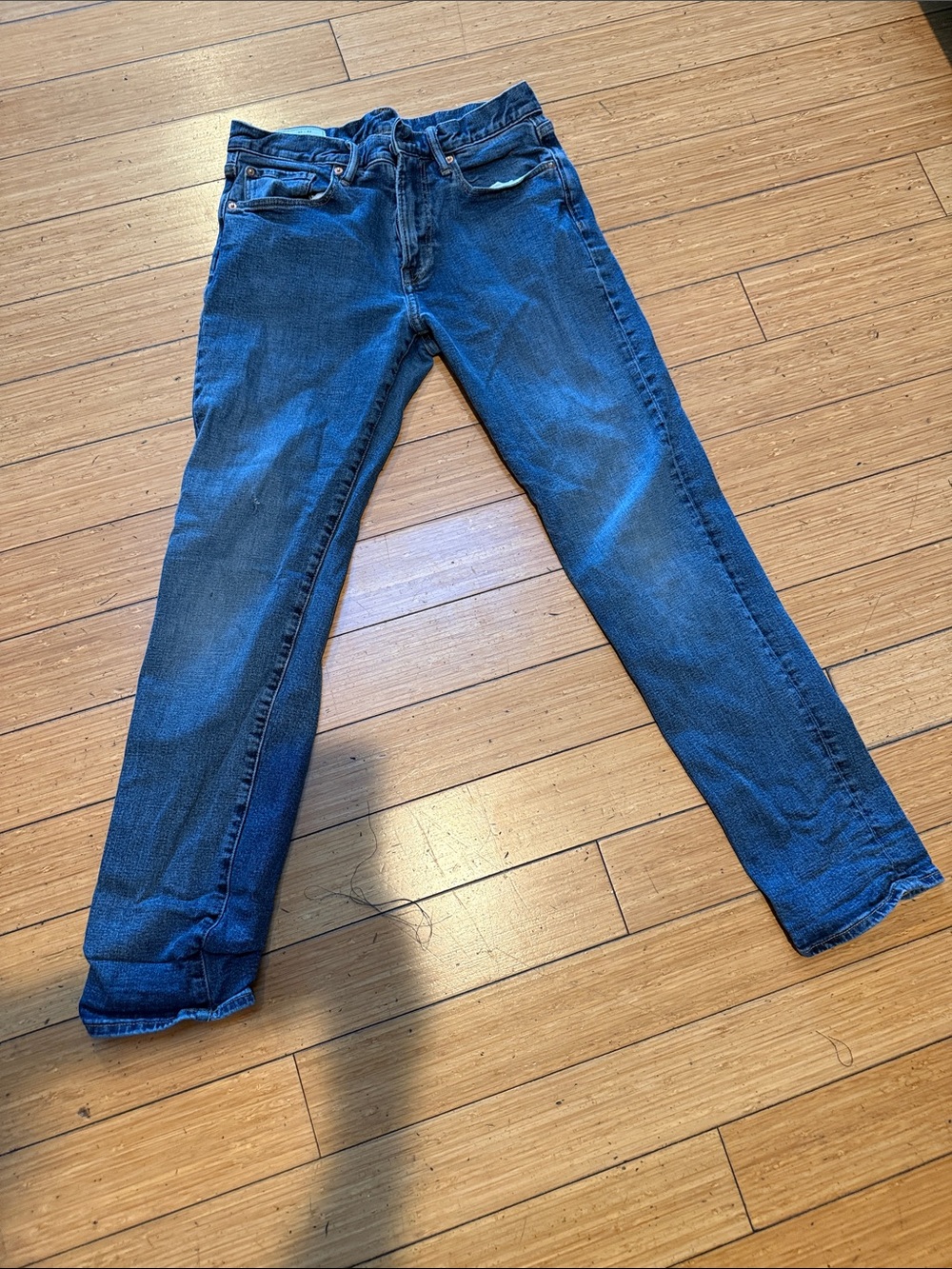 Gap Classic Straight Leg Blue Jeans size 30w/32l
